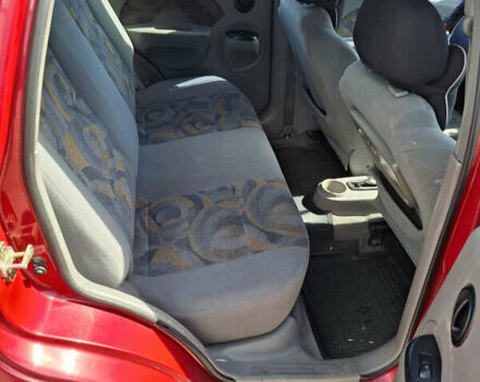 Красный Шевроле Авео, объемом двигателя 1.5 л и пробегом 214 тыс. км за 3200 $, фото 16 на Automoto.ua