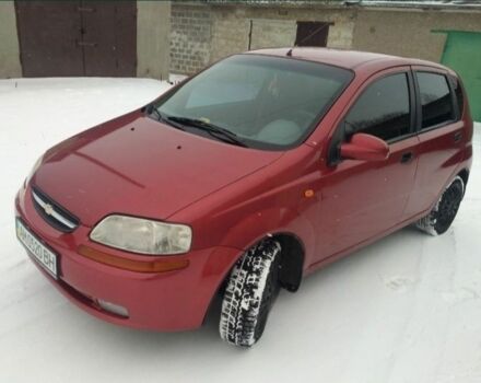 Красный Шевроле Авео, объемом двигателя 1.5 л и пробегом 190 тыс. км за 2800 $, фото 5 на Automoto.ua