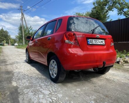 Красный Шевроле Авео, объемом двигателя 1.5 л и пробегом 172 тыс. км за 3550 $, фото 5 на Automoto.ua