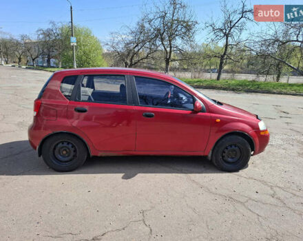 Красный Шевроле Авео, объемом двигателя 1.5 л и пробегом 214 тыс. км за 3200 $, фото 6 на Automoto.ua