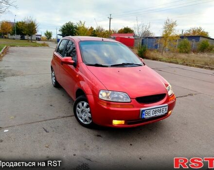 Червоний Шевроле Авео, об'ємом двигуна 1.5 л та пробігом 273 тис. км за 3700 $, фото 3 на Automoto.ua