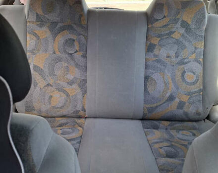 Красный Шевроле Авео, объемом двигателя 1.5 л и пробегом 214 тыс. км за 3200 $, фото 17 на Automoto.ua