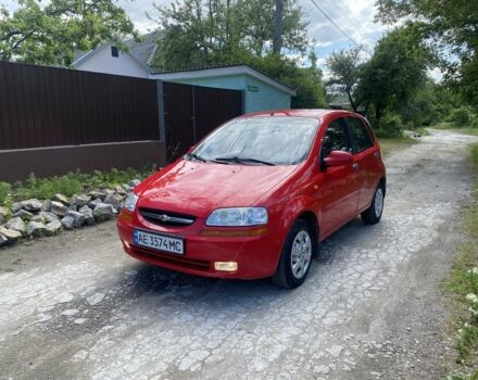 Красный Шевроле Авео, объемом двигателя 1.5 л и пробегом 172 тыс. км за 3550 $, фото 6 на Automoto.ua