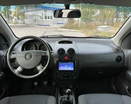 Червоний Шевроле Авео, об'ємом двигуна 1.5 л та пробігом 256 тис. км за 3300 $, фото 8 на Automoto.ua