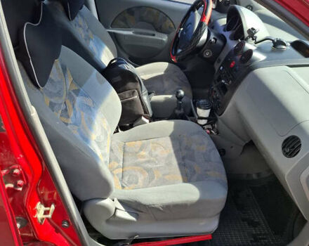 Красный Шевроле Авео, объемом двигателя 1.5 л и пробегом 214 тыс. км за 3200 $, фото 13 на Automoto.ua