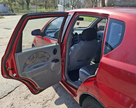 Красный Шевроле Авео, объемом двигателя 1.5 л и пробегом 214 тыс. км за 3200 $, фото 19 на Automoto.ua