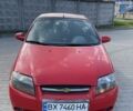 Красный Шевроле Авео, объемом двигателя 1.5 л и пробегом 290 тыс. км за 2600 $, фото 1 на Automoto.ua