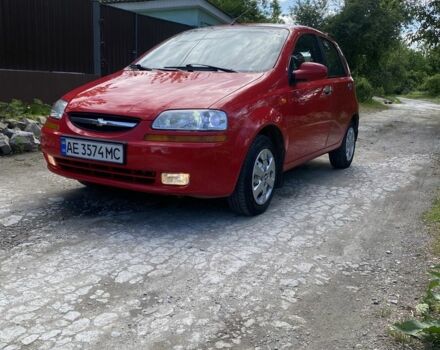 Красный Шевроле Авео, объемом двигателя 1.5 л и пробегом 172 тыс. км за 3550 $, фото 7 на Automoto.ua