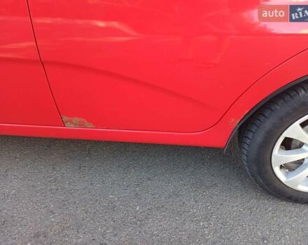 Червоний Шевроле Авео, об'ємом двигуна 1.5 л та пробігом 120 тис. км за 3100 $, фото 4 на Automoto.ua