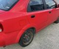 Красный Шевроле Авео, объемом двигателя 1.5 л и пробегом 290 тыс. км за 2600 $, фото 2 на Automoto.ua