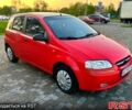 Красный Шевроле Авео, объемом двигателя 1.5 л и пробегом 200 тыс. км за 3000 $, фото 1 на Automoto.ua