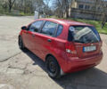 Красный Шевроле Авео, объемом двигателя 1.5 л и пробегом 214 тыс. км за 3600 $, фото 2 на Automoto.ua