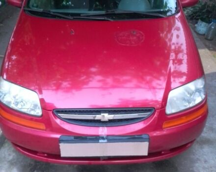 Красный Шевроле Авео, объемом двигателя 1.5 л и пробегом 130 тыс. км за 2500 $, фото 1 на Automoto.ua