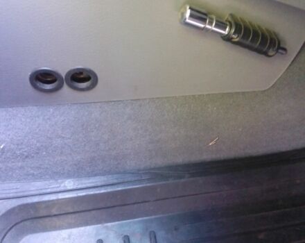 Красный Шевроле Авео, объемом двигателя 1.5 л и пробегом 130 тыс. км за 2500 $, фото 5 на Automoto.ua