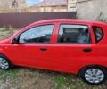 Красный Шевроле Авео, объемом двигателя 1.5 л и пробегом 201 тыс. км за 2300 $, фото 2 на Automoto.ua