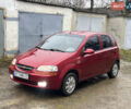 Красный Шевроле Авео, объемом двигателя 1.5 л и пробегом 190 тыс. км за 2450 $, фото 1 на Automoto.ua