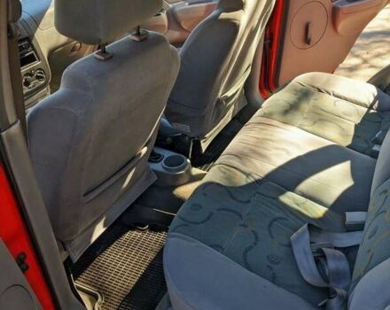 Красный Шевроле Авео, объемом двигателя 1.5 л и пробегом 190 тыс. км за 2800 $, фото 12 на Automoto.ua