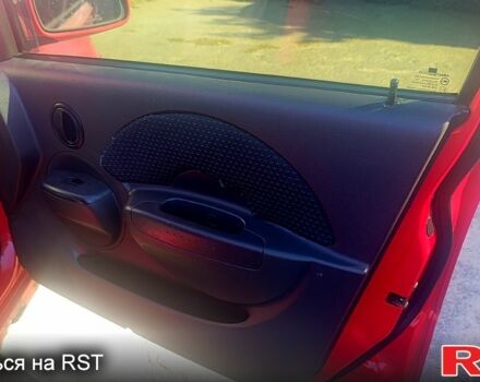 Красный Шевроле Авео, объемом двигателя 1.5 л и пробегом 350 тыс. км за 1200 $, фото 6 на Automoto.ua