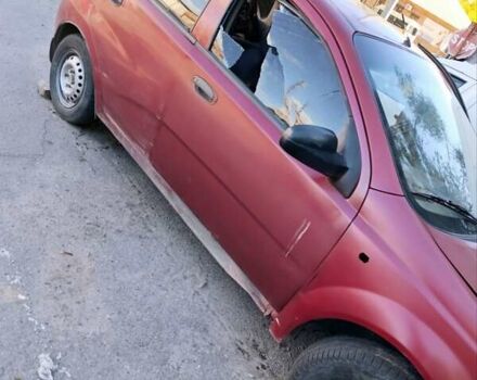 Красный Шевроле Авео, объемом двигателя 1.5 л и пробегом 1 тыс. км за 1000 $, фото 1 на Automoto.ua