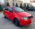 Красный Шевроле Авео, объемом двигателя 1.5 л и пробегом 300 тыс. км за 2700 $, фото 7 на Automoto.ua