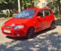Червоний Шевроле Авео, об'ємом двигуна 1.6 л та пробігом 275 тис. км за 2300 $, фото 1 на Automoto.ua
