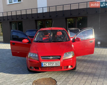 Червоний Шевроле Авео, об'ємом двигуна 1.5 л та пробігом 143 тис. км за 2600 $, фото 9 на Automoto.ua