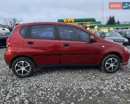 Красный Шевроле Авео, объемом двигателя 1.5 л и пробегом 290 тыс. км за 1680 $, фото 6 на Automoto.ua