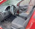 Красный Шевроле Авео, объемом двигателя 1.5 л и пробегом 316 тыс. км за 2300 $, фото 12 на Automoto.ua