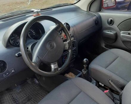 Красный Шевроле Авео, объемом двигателя 1.5 л и пробегом 179 тыс. км за 1800 $, фото 6 на Automoto.ua