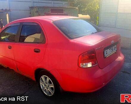Красный Шевроле Авео, объемом двигателя 1.5 л и пробегом 350 тыс. км за 1200 $, фото 2 на Automoto.ua