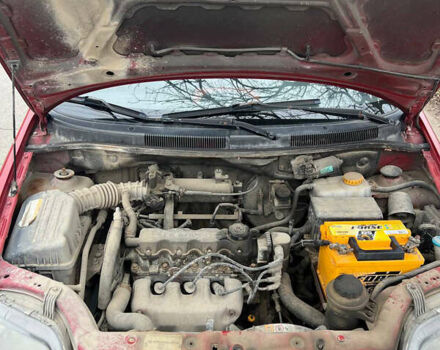 Красный Шевроле Авео, объемом двигателя 1.5 л и пробегом 222 тыс. км за 1850 $, фото 10 на Automoto.ua