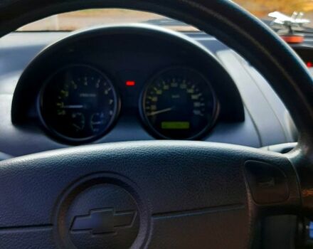 Червоний Шевроле Авео, об'ємом двигуна 1.5 л та пробігом 179 тис. км за 1700 $, фото 4 на Automoto.ua