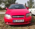 Красный Шевроле Авео, объемом двигателя 1.5 л и пробегом 174 тыс. км за 3450 $, фото 1 на Automoto.ua