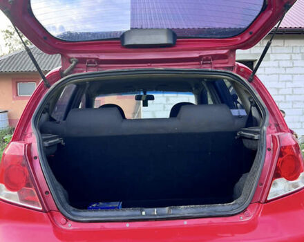 Красный Шевроле Авео, объемом двигателя 1.5 л и пробегом 183 тыс. км за 2800 $, фото 3 на Automoto.ua