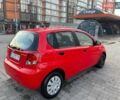Красный Шевроле Авео, объемом двигателя 1.5 л и пробегом 300 тыс. км за 2700 $, фото 6 на Automoto.ua
