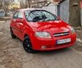 Червоний Шевроле Авео, об'ємом двигуна 1.6 л та пробігом 275 тис. км за 2000 $, фото 1 на Automoto.ua