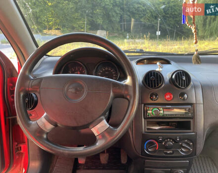 Червоний Шевроле Авео, об'ємом двигуна 1.5 л та пробігом 143 тис. км за 2600 $, фото 21 на Automoto.ua