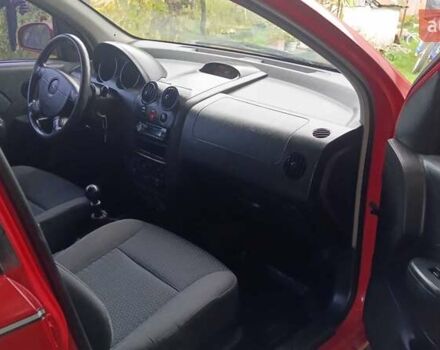 Червоний Шевроле Авео, об'ємом двигуна 0 л та пробігом 200 тис. км за 2100 $, фото 6 на Automoto.ua