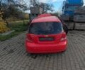 Красный Шевроле Авео, объемом двигателя 1.5 л и пробегом 150 тыс. км за 1300 $, фото 4 на Automoto.ua