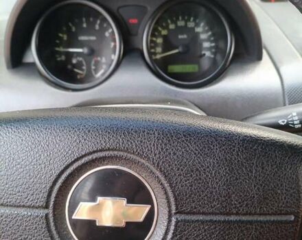 Красный Шевроле Авео, объемом двигателя 1.5 л и пробегом 135 тыс. км за 3650 $, фото 7 на Automoto.ua