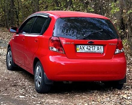Красный Шевроле Авео, объемом двигателя 1.5 л и пробегом 204 тыс. км за 3099 $, фото 3 на Automoto.ua