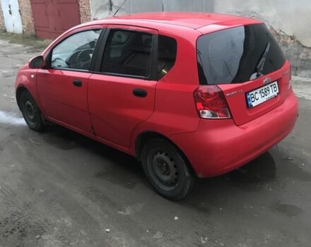 Красный Шевроле Авео, объемом двигателя 1.5 л и пробегом 280 тыс. км за 1300 $, фото 3 на Automoto.ua