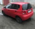 Красный Шевроле Авео, объемом двигателя 1.5 л и пробегом 280 тыс. км за 1300 $, фото 3 на Automoto.ua