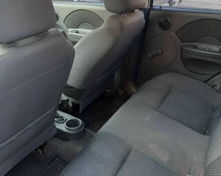 Красный Шевроле Авео, объемом двигателя 1.5 л и пробегом 179 тыс. км за 1800 $, фото 9 на Automoto.ua