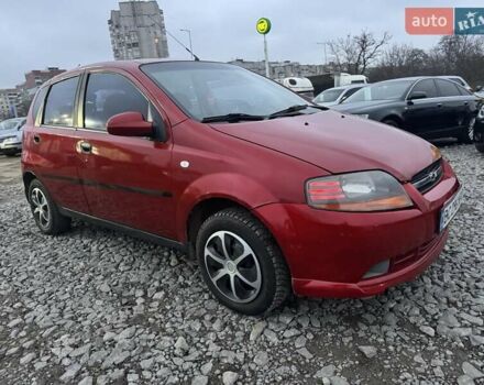 Красный Шевроле Авео, объемом двигателя 1.5 л и пробегом 290 тыс. км за 1680 $, фото 5 на Automoto.ua