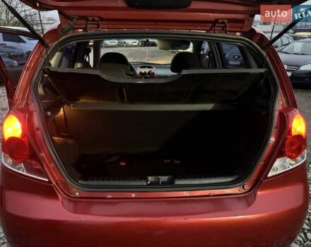 Красный Шевроле Авео, объемом двигателя 1.5 л и пробегом 290 тыс. км за 1680 $, фото 23 на Automoto.ua