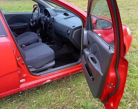 Красный Шевроле Авео, объемом двигателя 1.5 л и пробегом 242 тыс. км за 2550 $, фото 6 на Automoto.ua