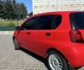 Шевроле Авео 2006 в Кропивницком (Кировограде) на Automoto.ua Красный Шевроле Авео, объемом двигателя 1.5 л и пробегом 200 тыс. км за 2500 $, фото 3 на Automoto.ua