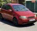 Красный Шевроле Авео, объемом двигателя 1.5 л и пробегом 300 тыс. км за 1400 $, фото 1 на Automoto.ua