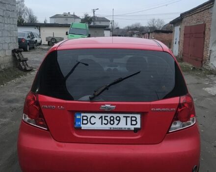 Красный Шевроле Авео, объемом двигателя 1.5 л и пробегом 280 тыс. км за 1300 $, фото 5 на Automoto.ua